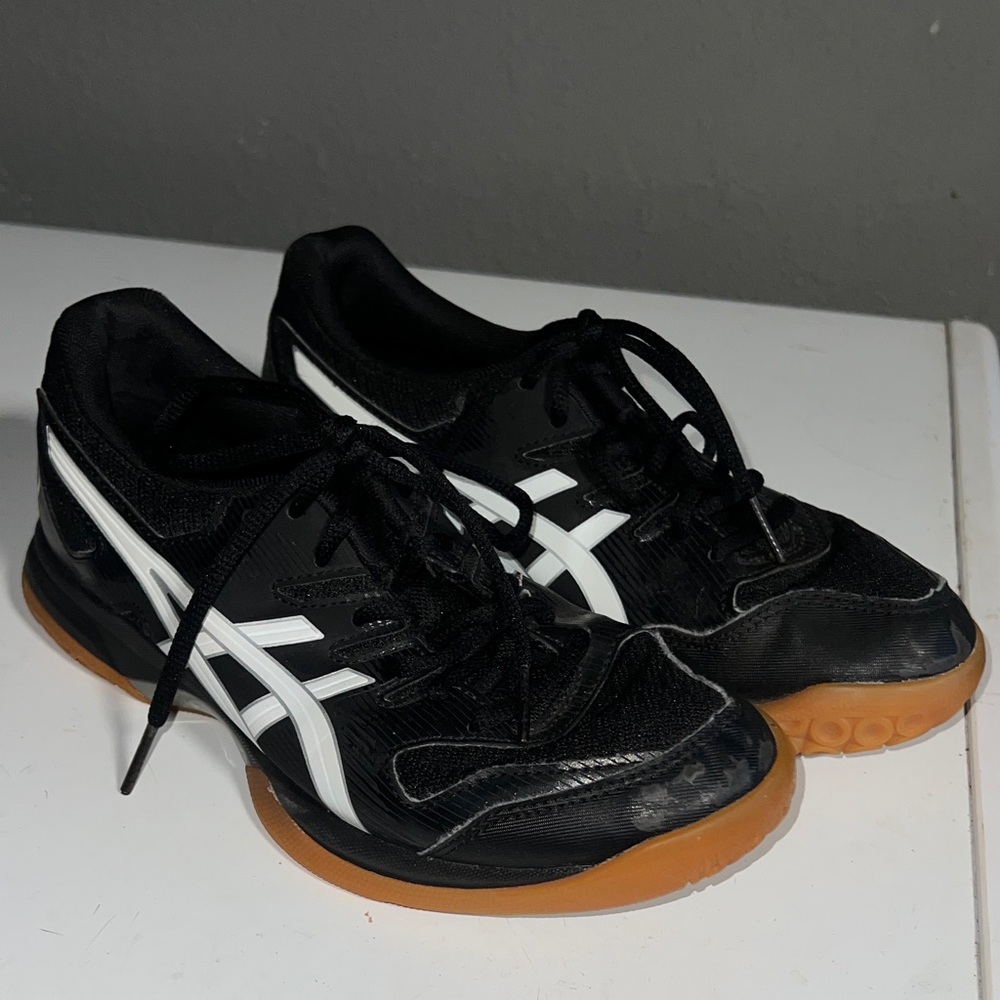 Asics Gel-Rocket 9 Black White Volleyball Shoes 1072A034 Women's sz 6
